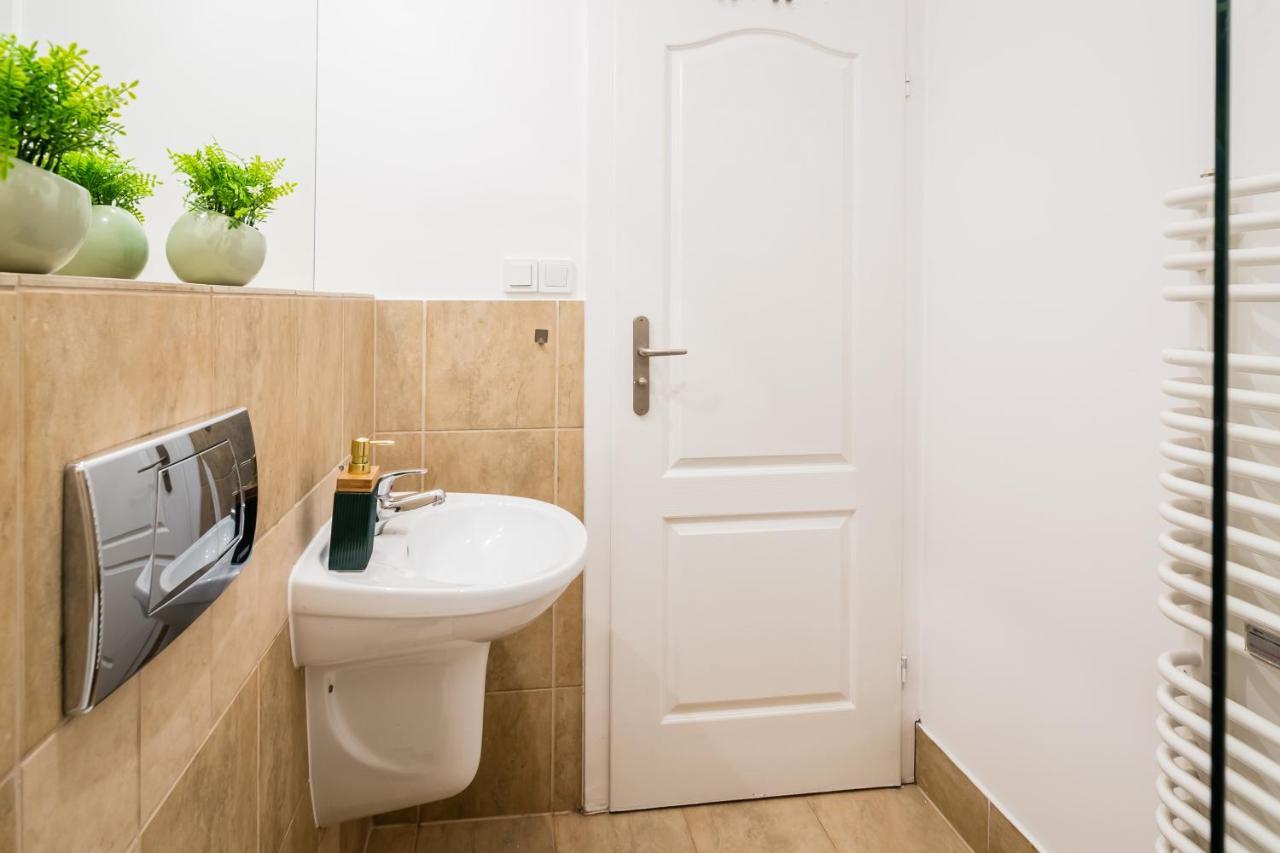 Royal City Apartment 2 Красков Екстериор снимка